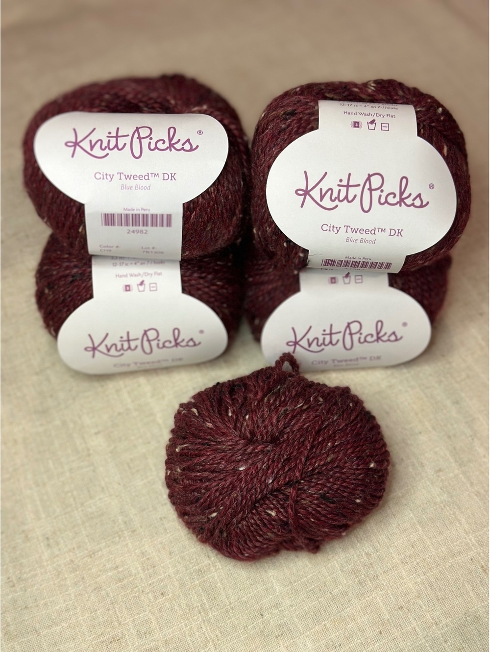 4x 50g +22g Knit Picks City Tweed DK 3 -Merino, Alpaca, Tweed- #CI19 Blue Blood